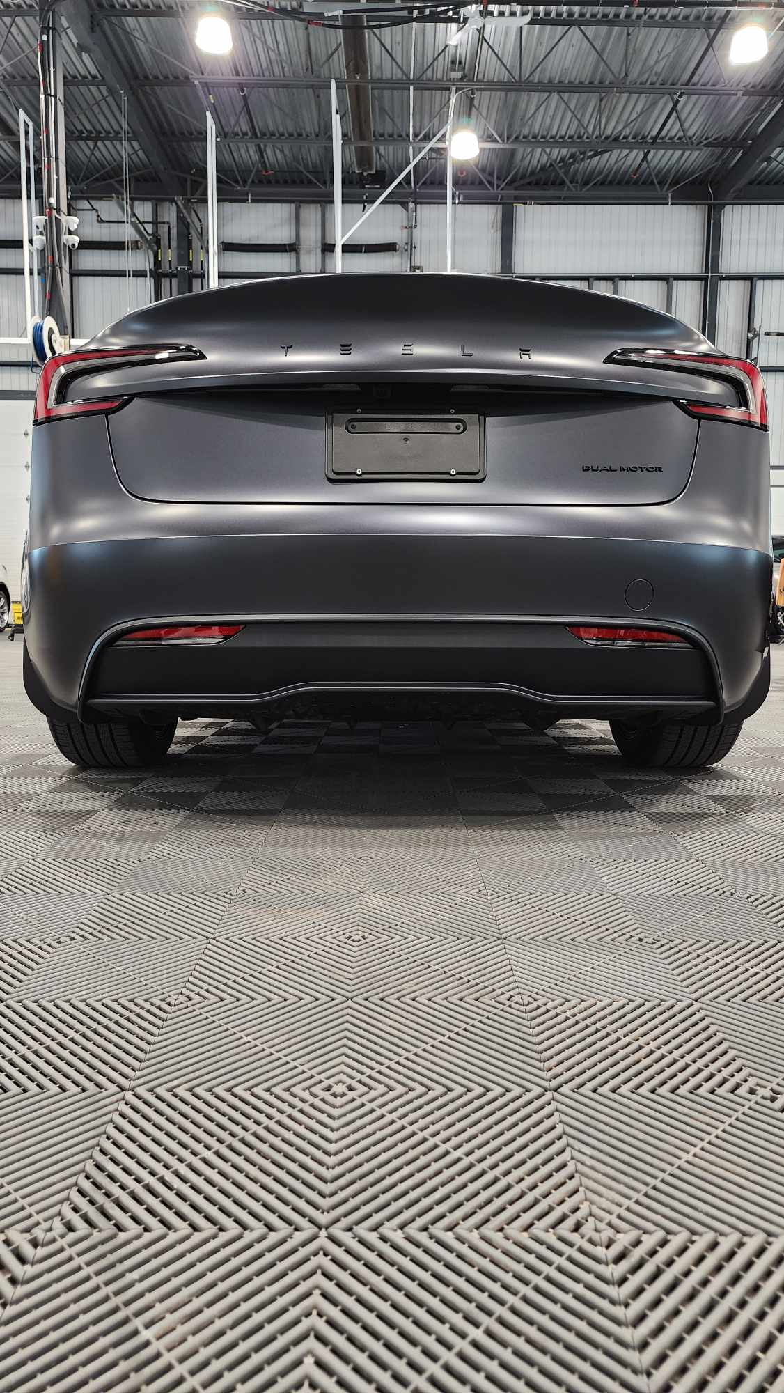 Tesla Model 3 Mudguard (MidWest Edition) (2024+/Highland)